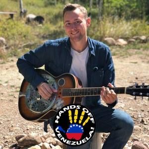 Meet your Posher, Tay